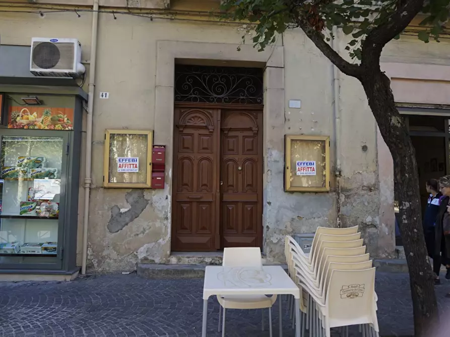 Immagine 3 di Laboratorio in vendita  in Corso Umberto 30 a Cosenza