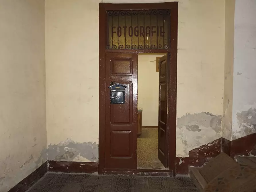 Immagine 6 di Laboratorio in vendita  in Corso Umberto 30 a Cosenza