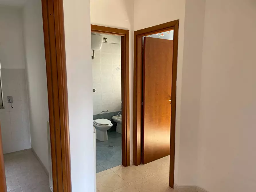 Immagine 5 di Appartamento in vendita  in VIA EDUARDO ZUMPANO 20 a Casali Del Manco