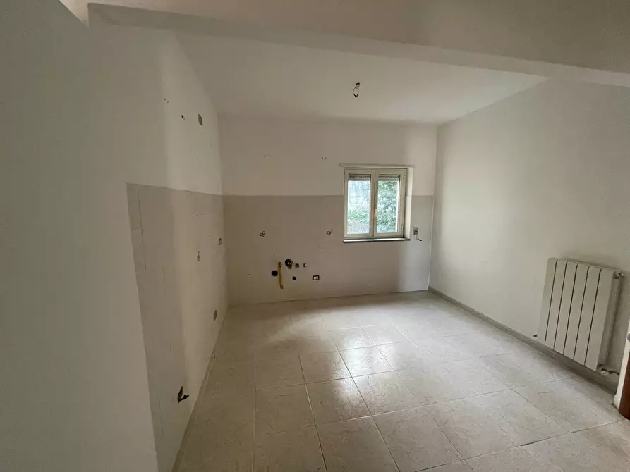 Immagine 7 di Appartamento in vendita  in VIA EDUARDO ZUMPANO 20 a Casali Del Manco