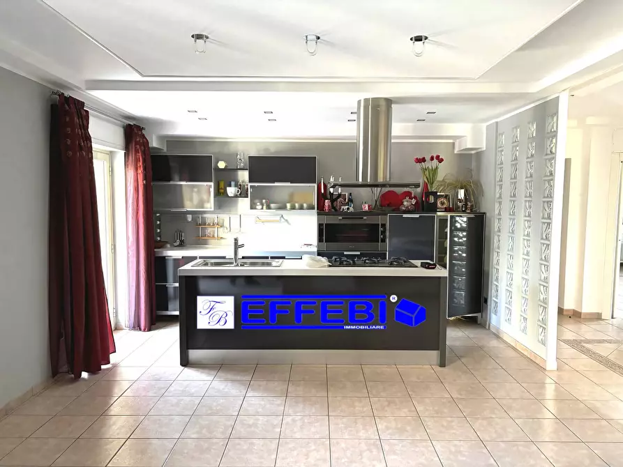 Immagine 4 di Appartamento in vendita  in via Fausto Gullo 69 a Casali Del Manco