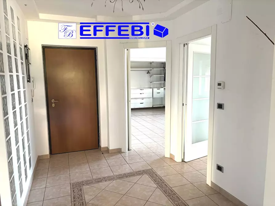 Immagine 6 di Appartamento in vendita  in via Fausto Gullo 69 a Casali Del Manco