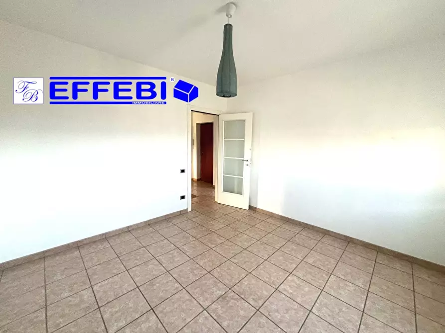 Immagine 10 di Appartamento in vendita  in via Fausto Gullo 69 a Casali Del Manco