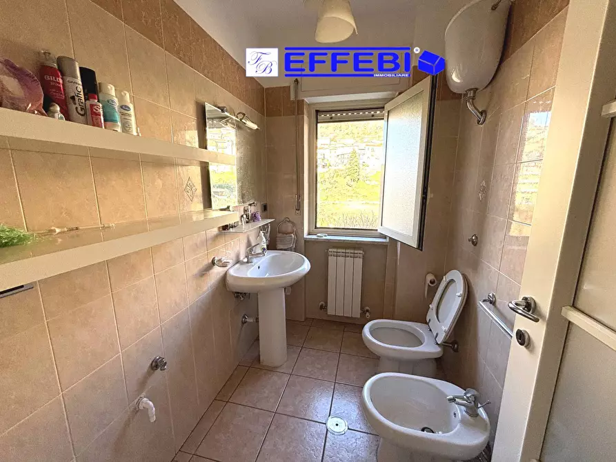 Immagine 11 di Appartamento in vendita  in via Fausto Gullo 69 a Casali Del Manco