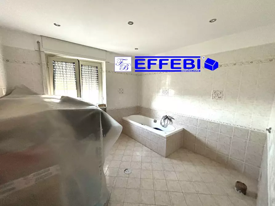 Immagine 14 di Appartamento in vendita  in via Fausto Gullo 69 a Casali Del Manco