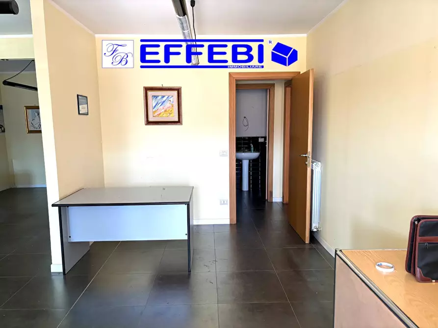Immagine 2 di Ufficio in vendita  in viale Mancini a Cosenza