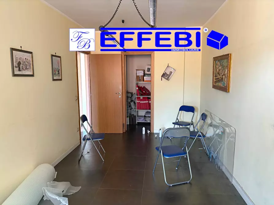 Immagine 6 di Ufficio in vendita  in viale Mancini a Cosenza