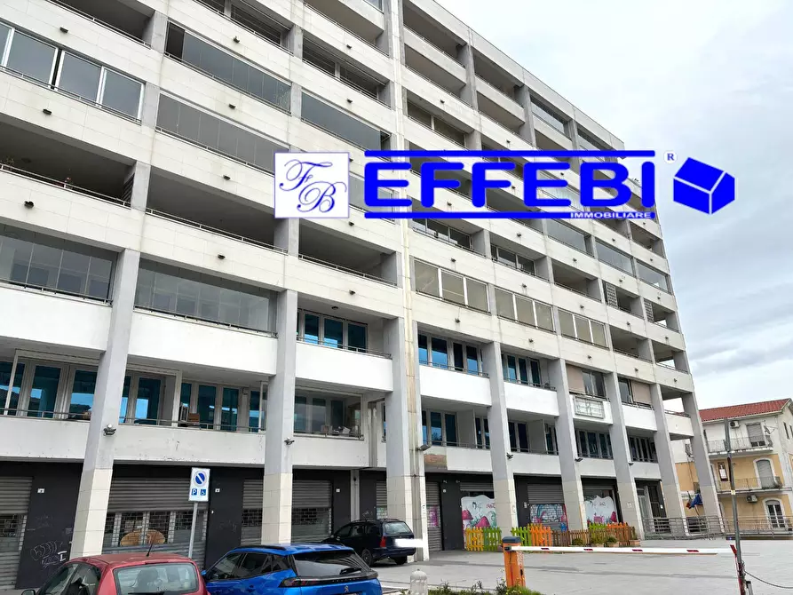 Immagine 11 di Ufficio in vendita  in viale Mancini a Cosenza