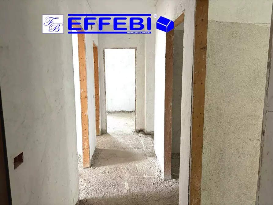 Immagine 4 di Appartamento in vendita  in via Fausto Gullo a Spezzano Della Sila