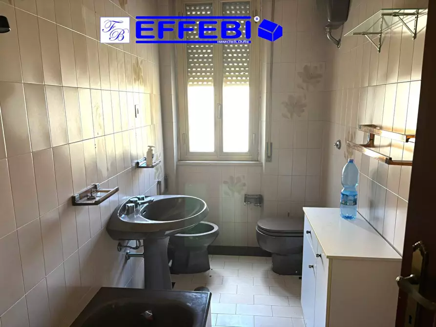 Immagine 8 di Appartamento in vendita  in via Hipponion 2 a Cosenza