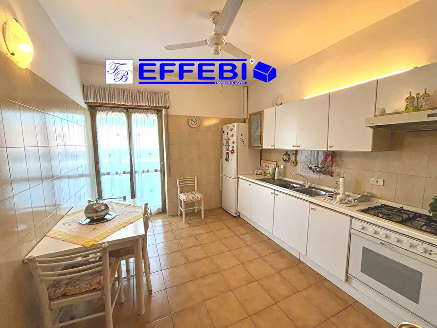 Immagine 7 di Agriturismo in vendita  in via roma 159 a Spezzano Della Sila