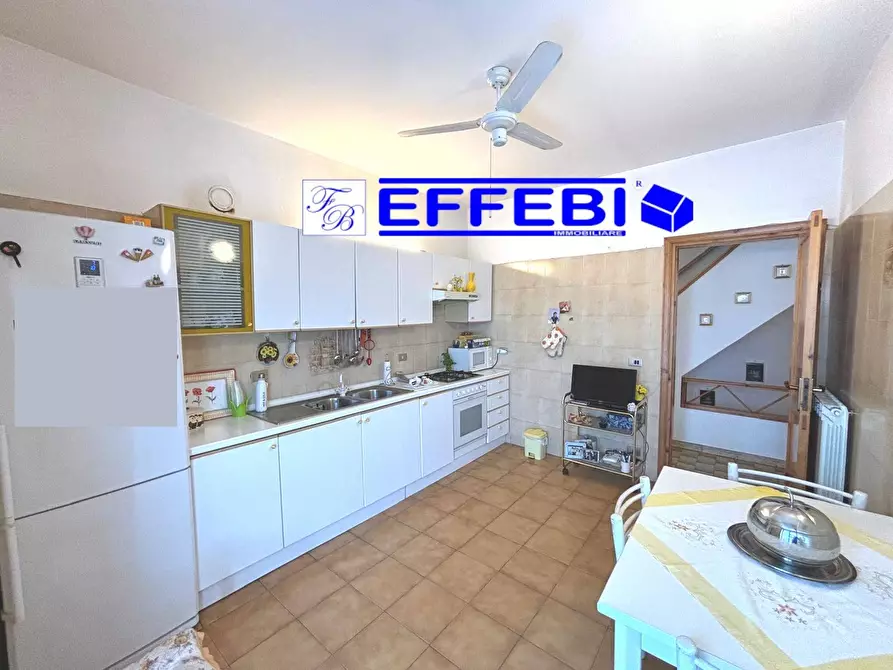 Immagine 8 di Agriturismo in vendita  in via roma 159 a Spezzano Della Sila