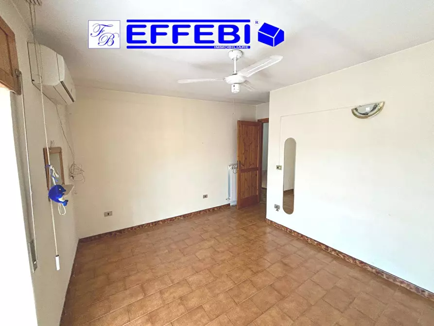 Immagine 15 di Agriturismo in vendita  in via roma 159 a Spezzano Della Sila