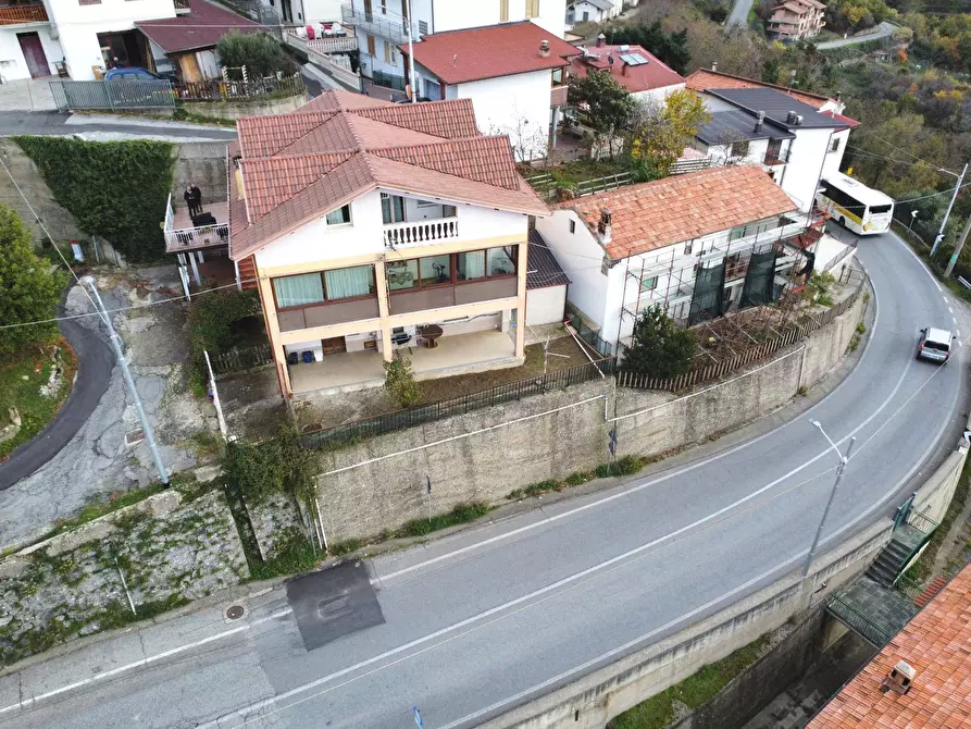 Immagine 2 di Casa indipendente in vendita  in via Dante Alighieri 73 a Casali Del Manco