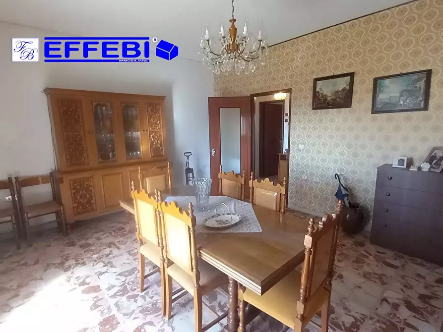 Immagine 5 di Appartamento in vendita  in via Aldo Moro 49 a Spezzano Della Sila