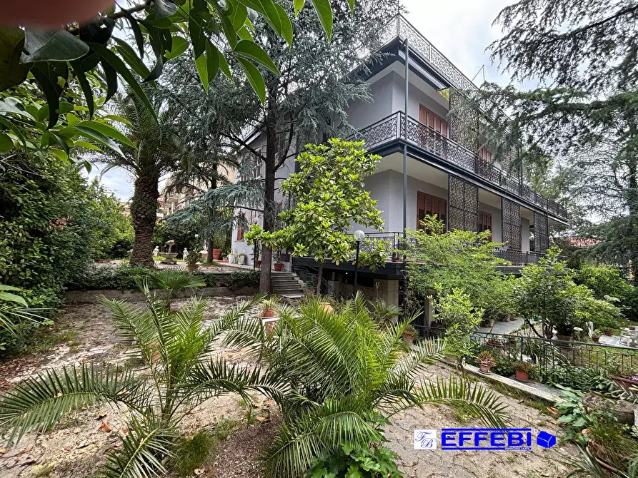 Immagine 3 di Villa in vendita  in via Don Milani a Altilia