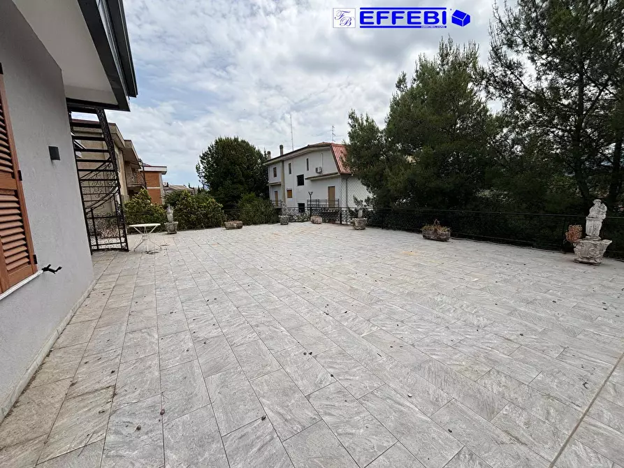 Immagine 25 di Villa in vendita  in via Don Milani a Altilia