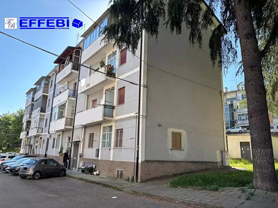 Immagine 3 di Appartamento in vendita  in Piazza Caulonia 1 a Cosenza