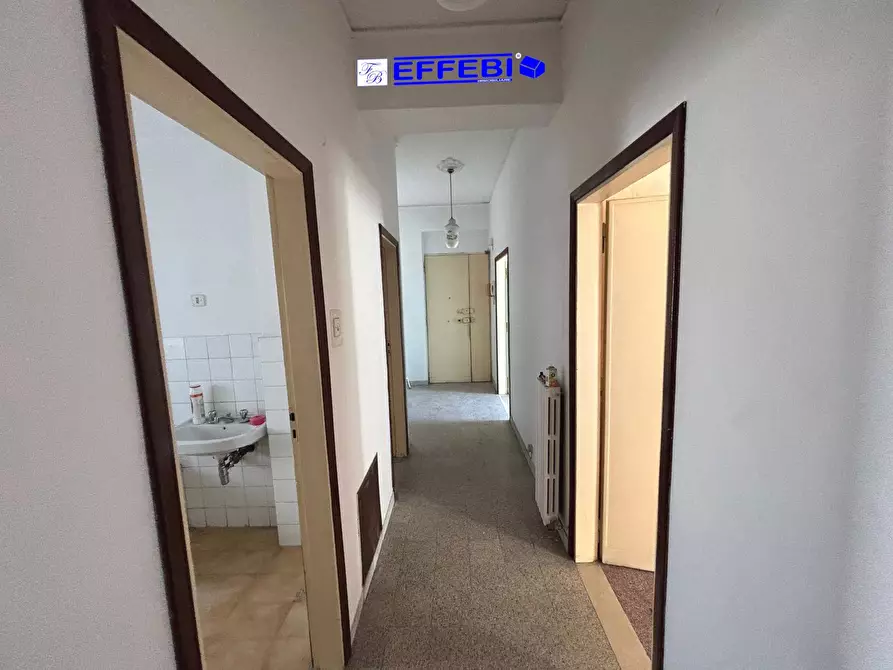 Immagine 6 di Appartamento in vendita  in Piazza Caulonia 1 a Cosenza