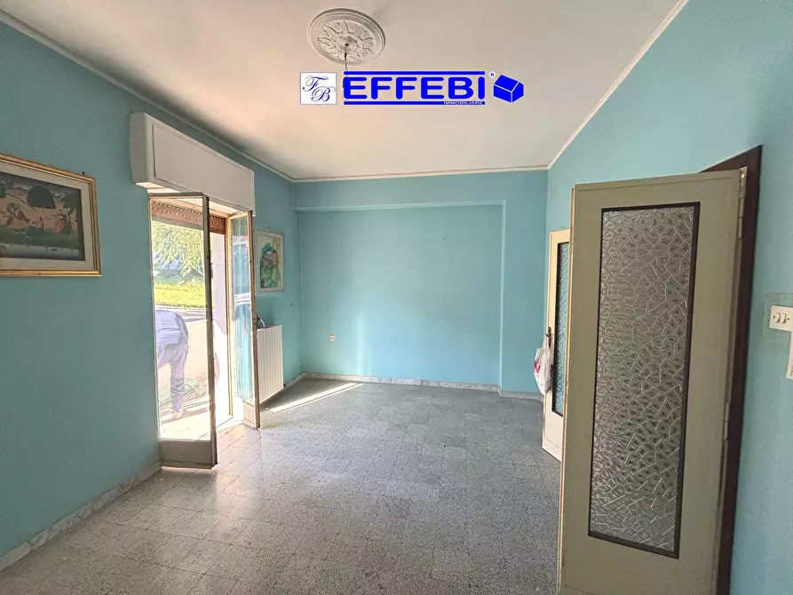 Immagine 8 di Appartamento in vendita  in Piazza Caulonia 1 a Cosenza