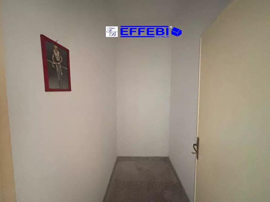 Immagine 15 di Appartamento in vendita  in Piazza Caulonia 1 a Cosenza