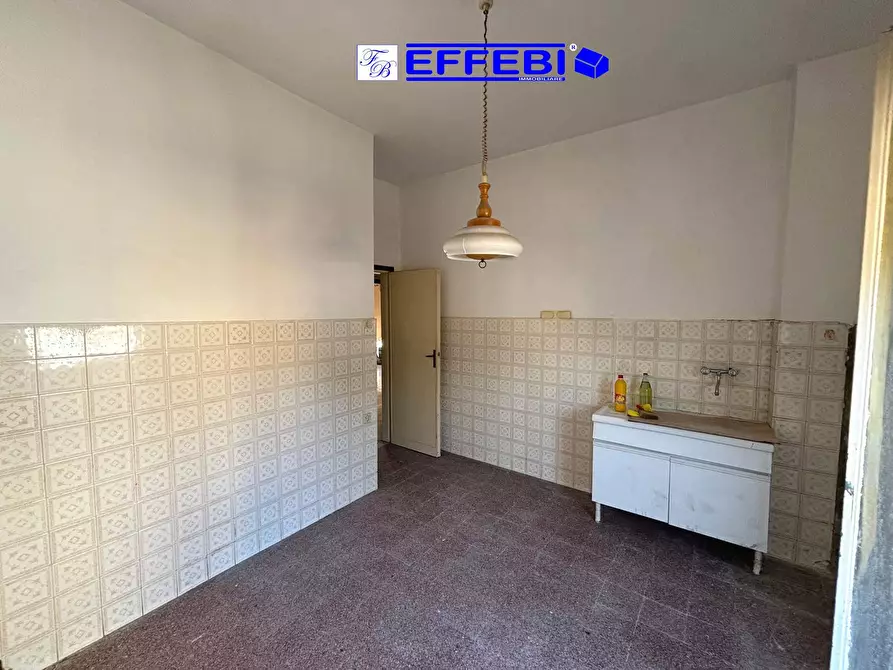 Immagine 13 di Appartamento in vendita  in Piazza Caulonia 1 a Cosenza