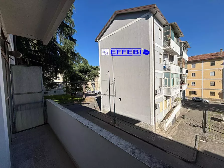 Immagine 21 di Appartamento in vendita  in Piazza Caulonia 1 a Cosenza