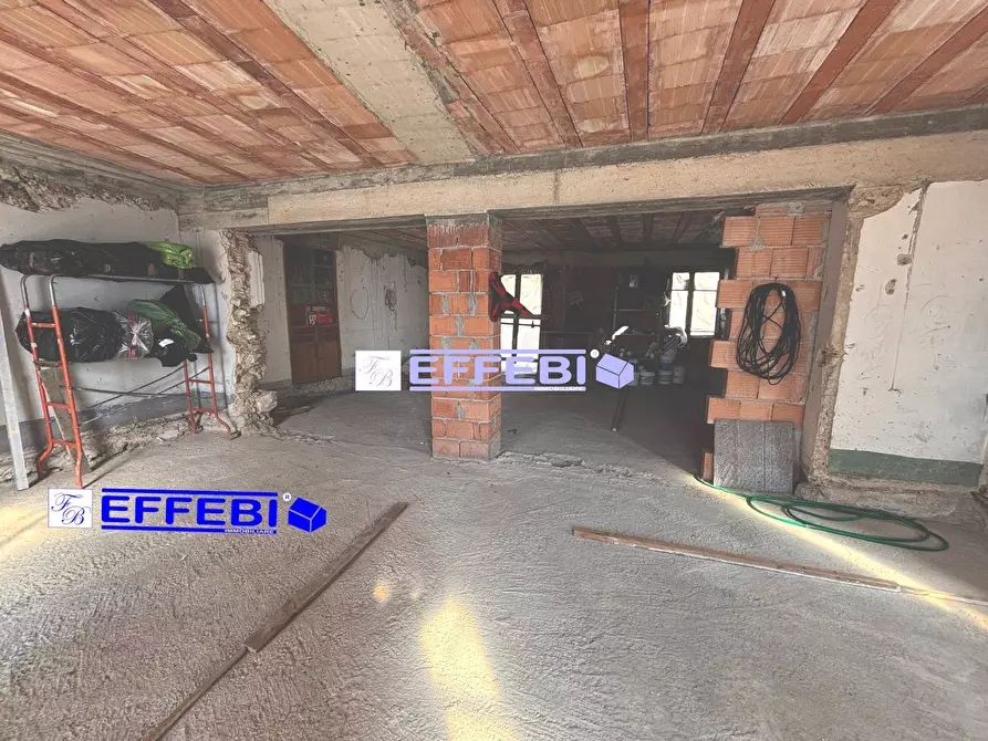 Immagine 4 di Appartamento in vendita  in via Roma 84 a Spezzano Della Sila