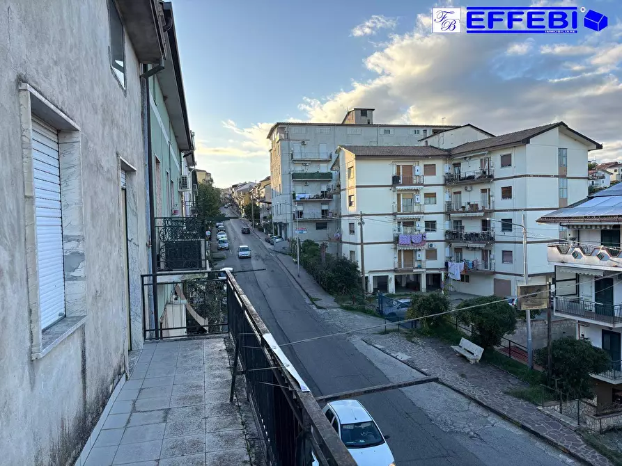 Immagine 10 di Appartamento in vendita  in via Vittorio Emanuele 168 a Roggiano Gravina