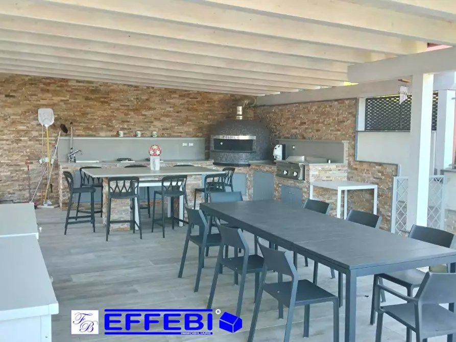 Immagine 24 di Casa semindipendente in vendita  in via Raffaello Sanzio 72 a Rende