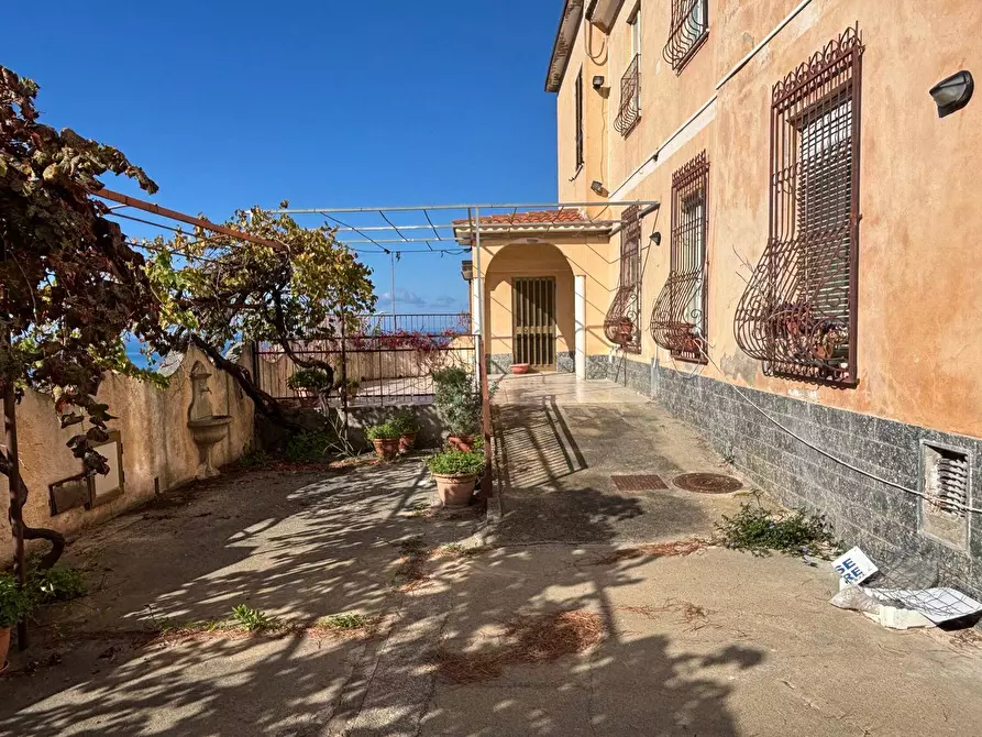 Immagine 28 di Agriturismo in vendita  in via Marina a San Lucido