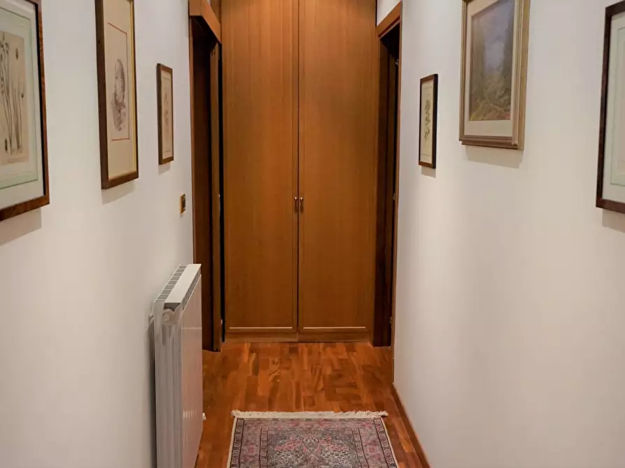 Immagine 2 di Appartamento in vendita  in via Roma 158 a Spezzano Della Sila