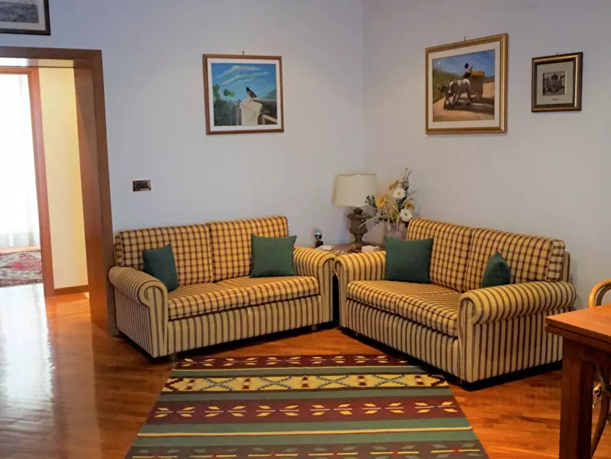 Immagine 5 di Appartamento in vendita  in via Roma 158 a Spezzano Della Sila