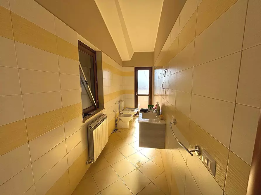 Immagine 10 di Appartamento in vendita  in via Fausto Gullo 141 a Spezzano Della Sila