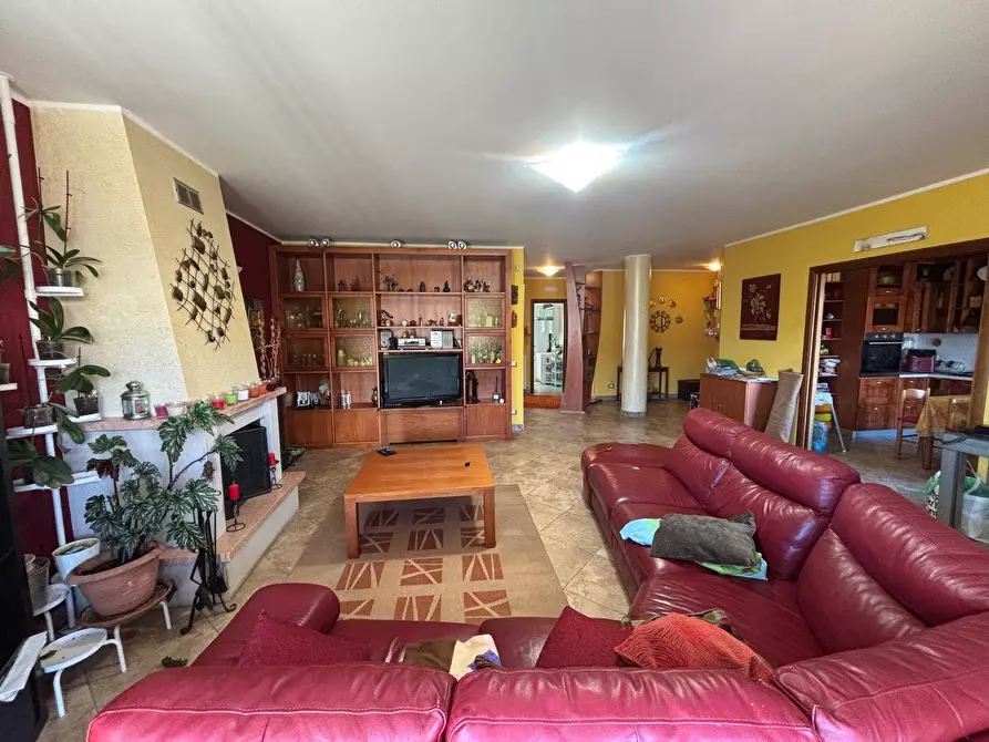 Immagine 2 di Appartamento in vendita  in via Roma 73 a Casali Del Manco