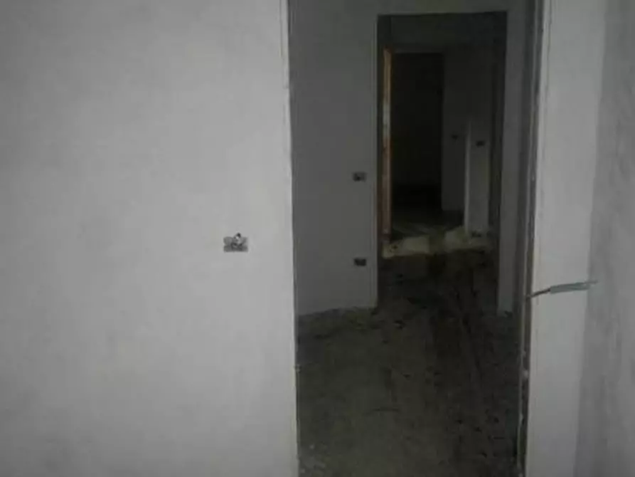 Immagine 7 di Palazzo in vendita  in via carpani 4 a Argegno