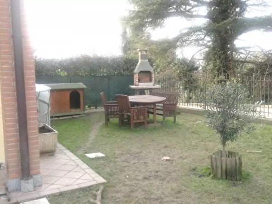 Immagine 3 di Appartamento in affitto  in via Ticozzi 17 a Como