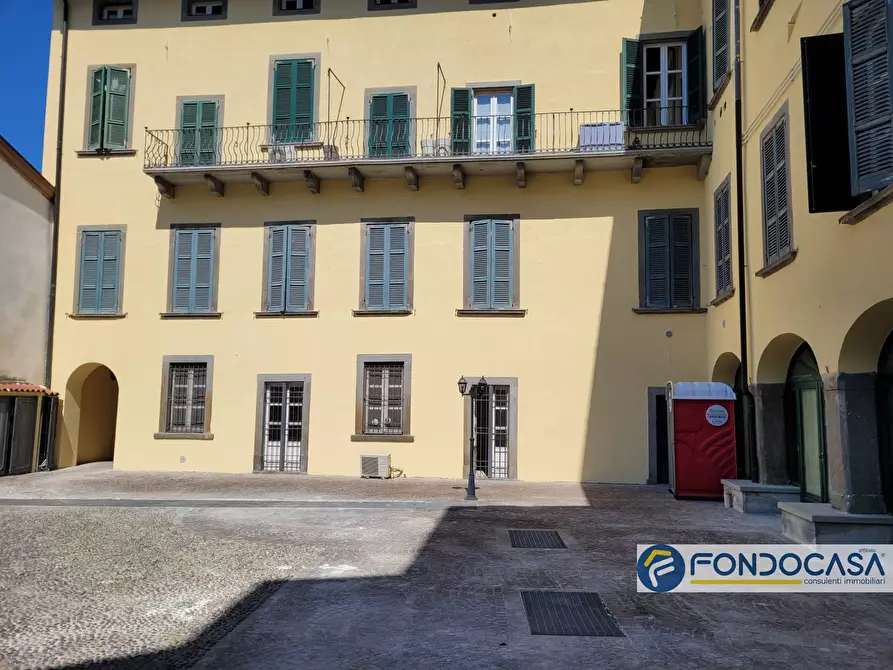 Immagine 1 di Ufficio in vendita  a Palazzolo Sull'oglio