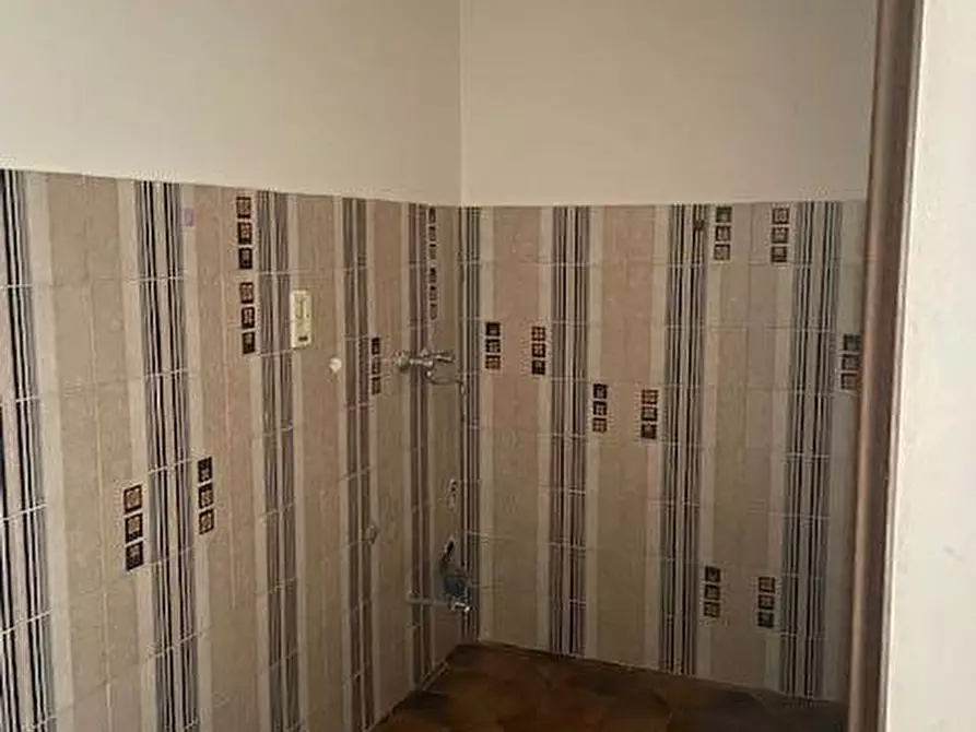 Immagine 7 di Appartamento in vendita  in Via XXIV Maggio a Capovalle