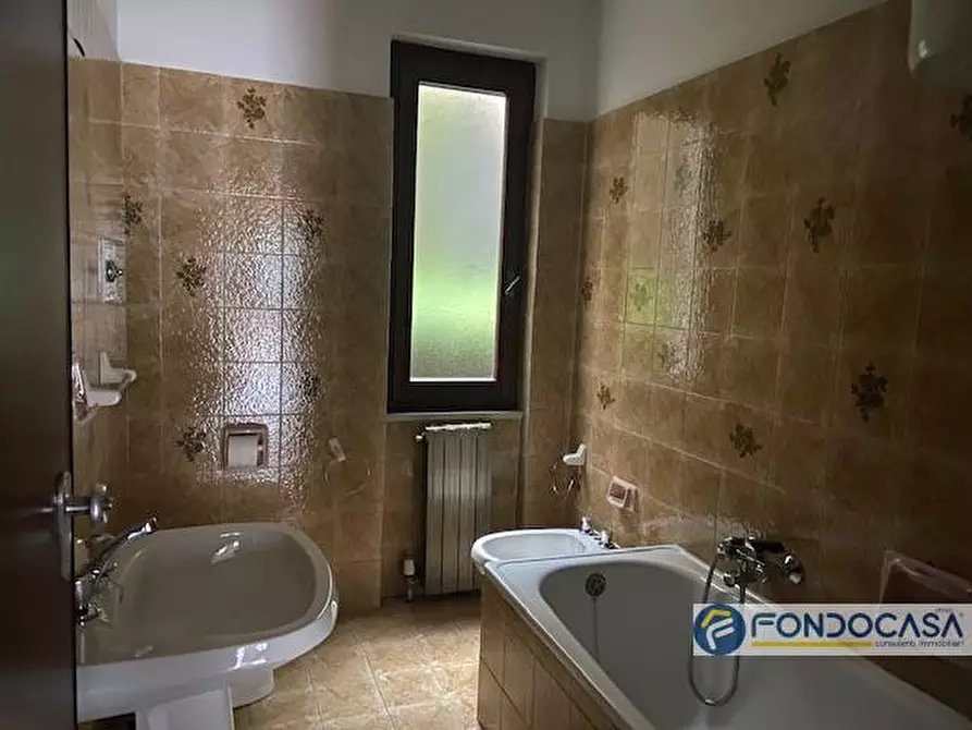 Immagine 13 di Appartamento in vendita  in Via XXIV Maggio a Capovalle