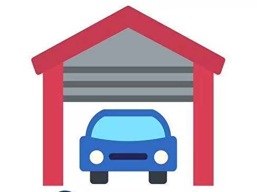 Immagine 1 di Box auto in vendita  in Viale Cristoforo Colombo a Borgio Verezzi