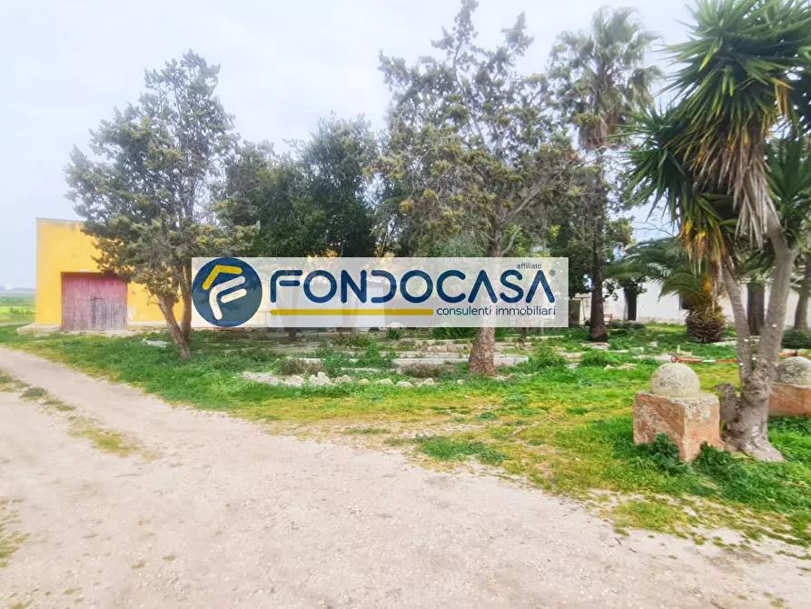 Immagine 3 di Locale commerciale in vendita  in Contrada Cefalo Nuovo snc a Brindisi