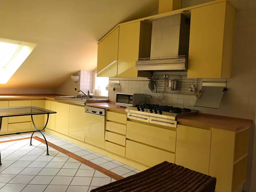 Immagine 7 di Appartamento in affitto  in Via Nino Carboneri a Mondovì