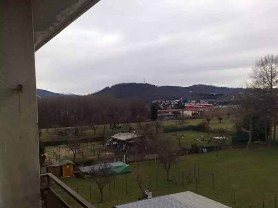 Immagine 4 di Appartamento in vendita  in via grilloni 35 a Como