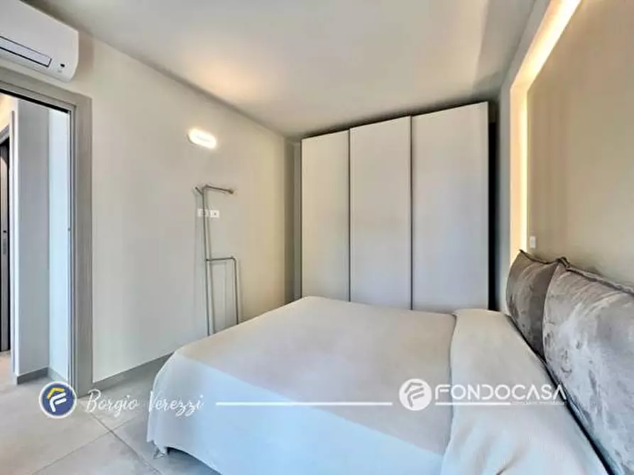 Immagine 8 di Appartamento in vendita  in Piazza Marconi snc a Borgio Verezzi