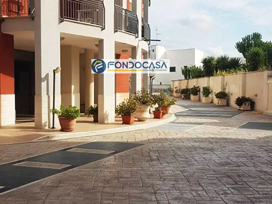 Immagine 2 di Appartamento in vendita  in Corso Italia 30 a Lizzanello