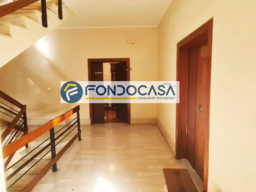 Immagine 5 di Appartamento in vendita  in Via Medaglie D'oro 25 a Brindisi