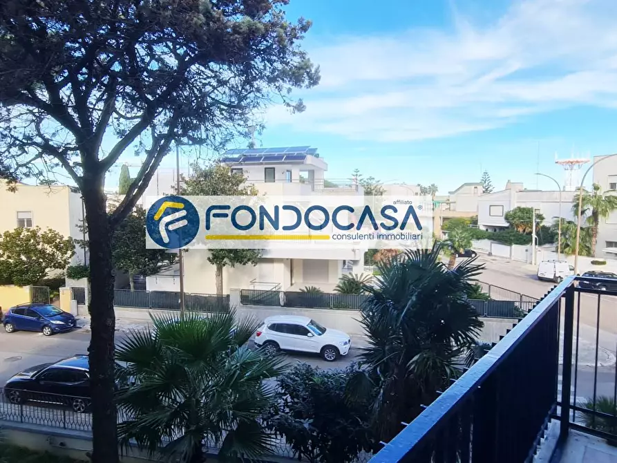 Immagine 13 di Appartamento in vendita  in Via Medaglie D'oro 25 a Brindisi