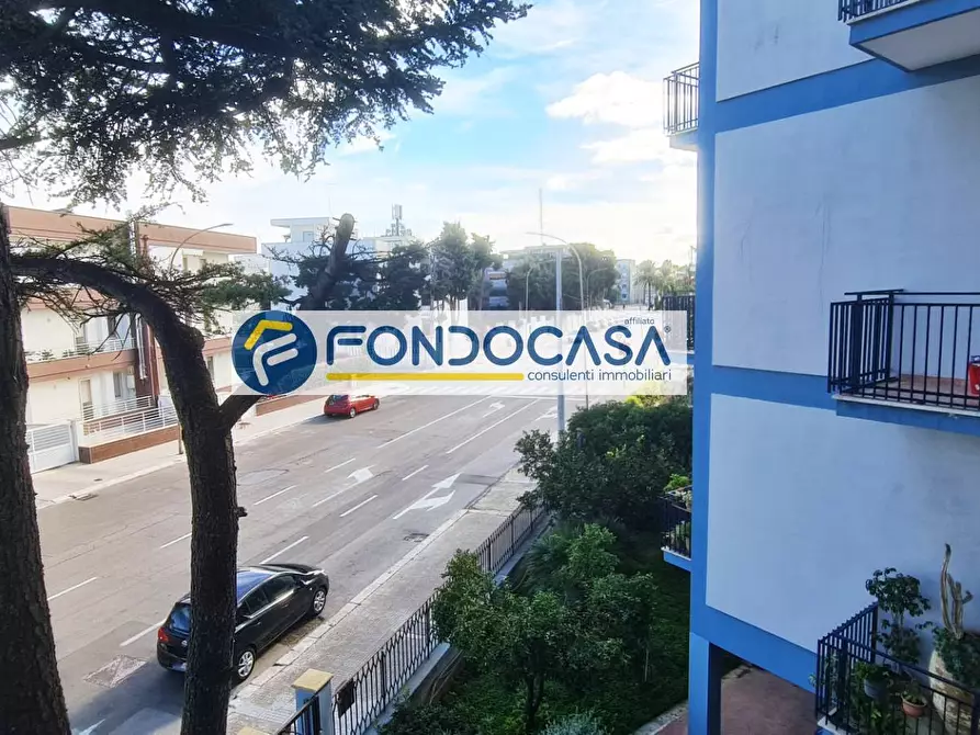 Immagine 19 di Appartamento in vendita  in Via Medaglie D'oro 25 a Brindisi