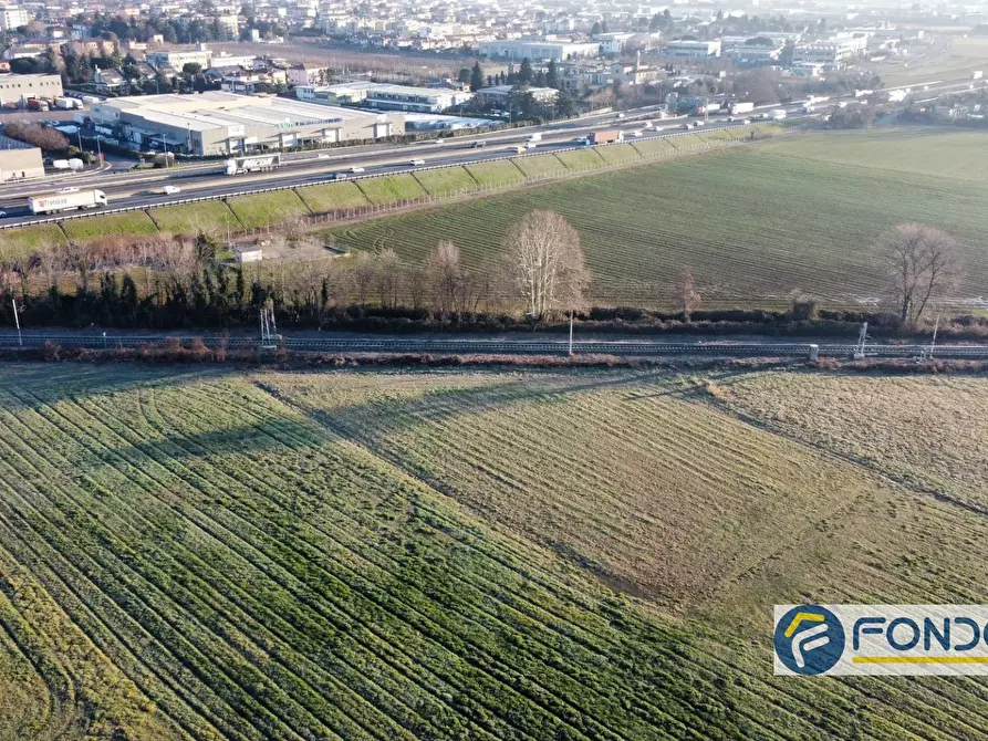 Immagine 1 di Terreno agricolo in vendita  in localita campagna a Adrara San Martino